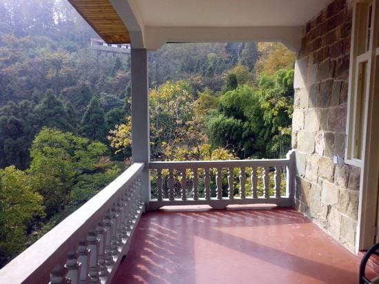 Yiyuan Hotel Hotel in Zhejiang
