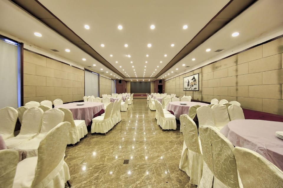 Junrui Garden Hotel Hotel in China