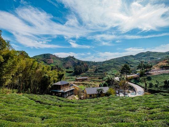 The hidden Valley Hotel in Hangzhou