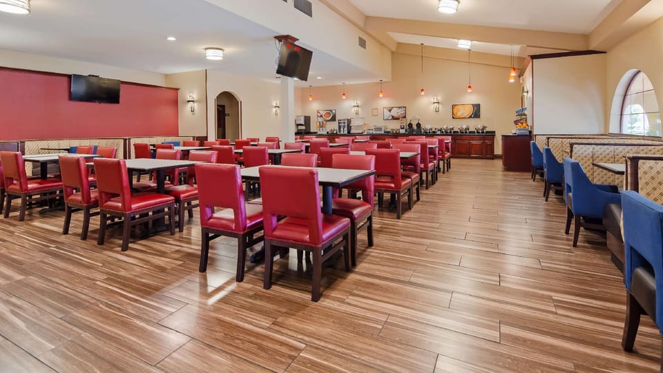 Best Western Plus Heritage Inn Hotel in Stockton