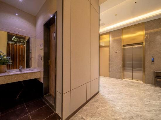 Cixi  Wanting Theme Hotel (Intime City) Hotel in Zhejiang
