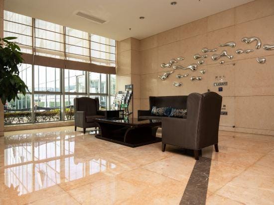 Haiyue Huan Tu Four Seasons Qingteng Hotel (Ningbo Hangzhou Bay New Zone) Hotel in Zhejiang