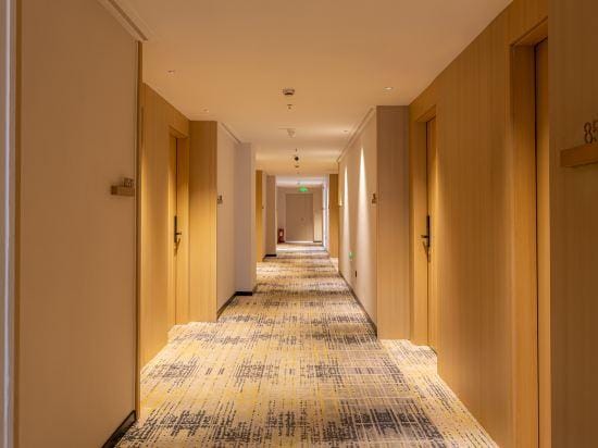 QIJUJIUDIAN Hotel in Shanghai