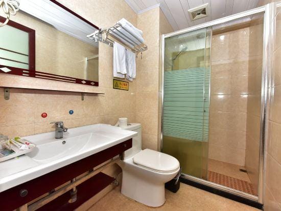 Huayue Hotel Hotel in Zhejiang