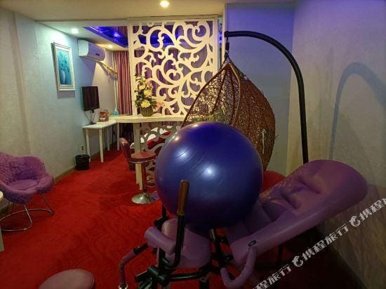 Green Fruit Theme Hotel Hotel in Zhejiang