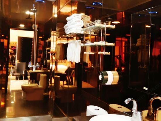Deli Business Hotel Hotel in China