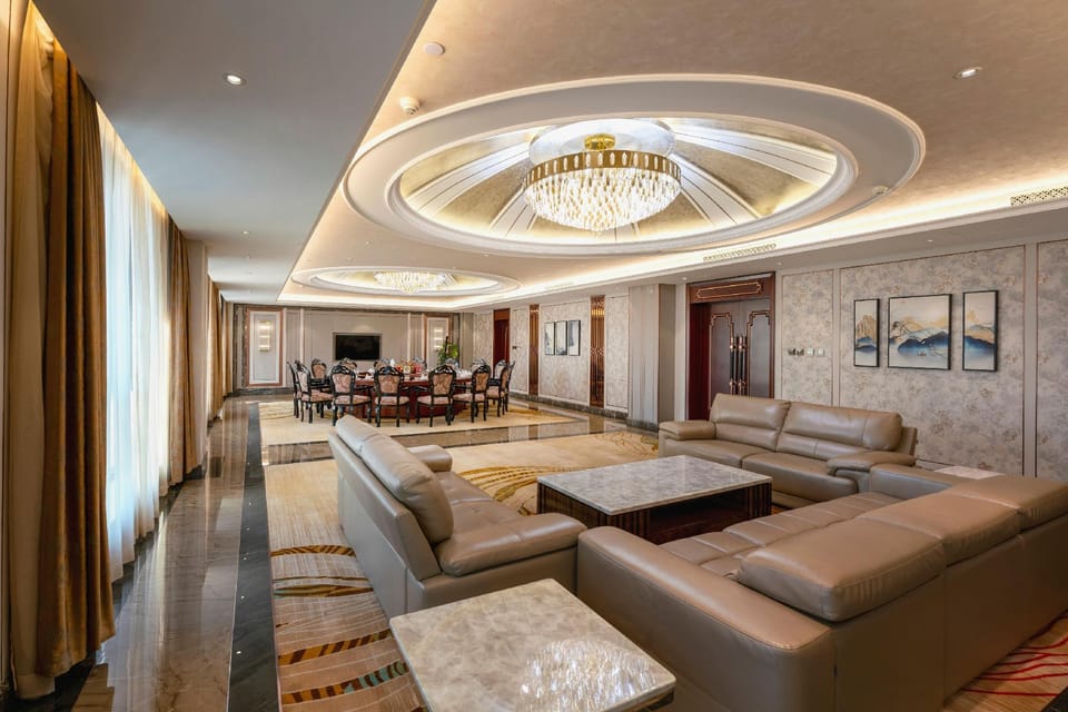 Xingjia Yilong Hotel Hotel in China