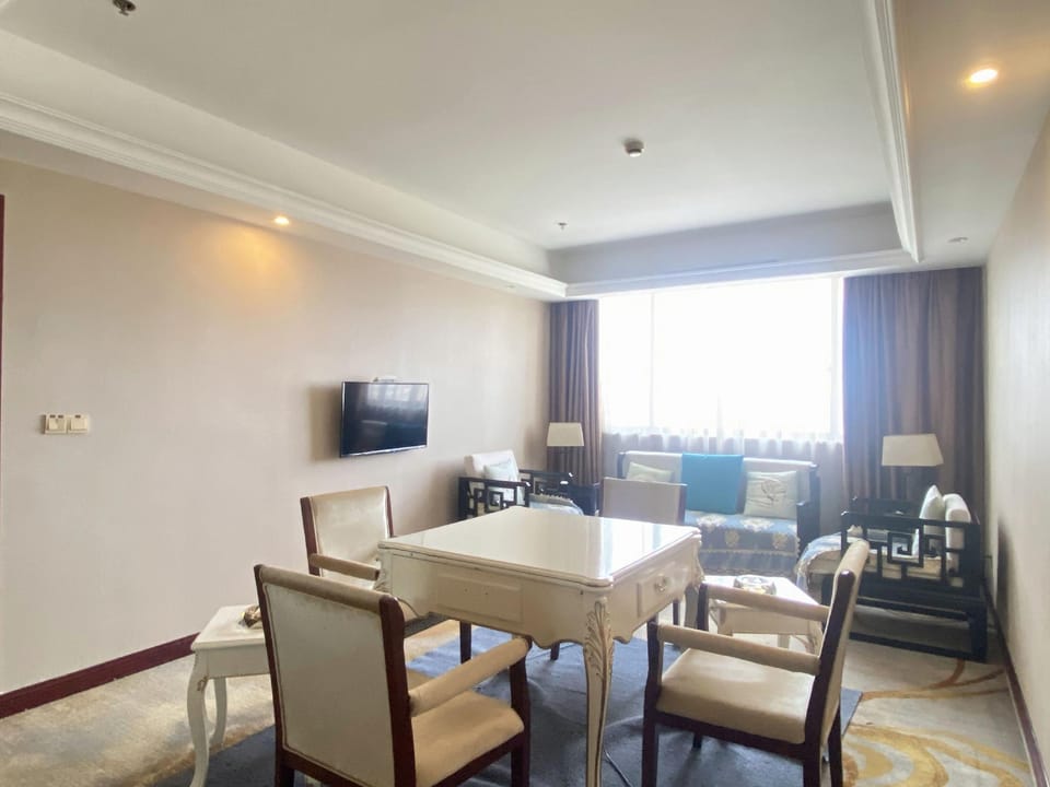 Starway Hotel (Changxing Lishi Plaza) Hotel in Suzhou
