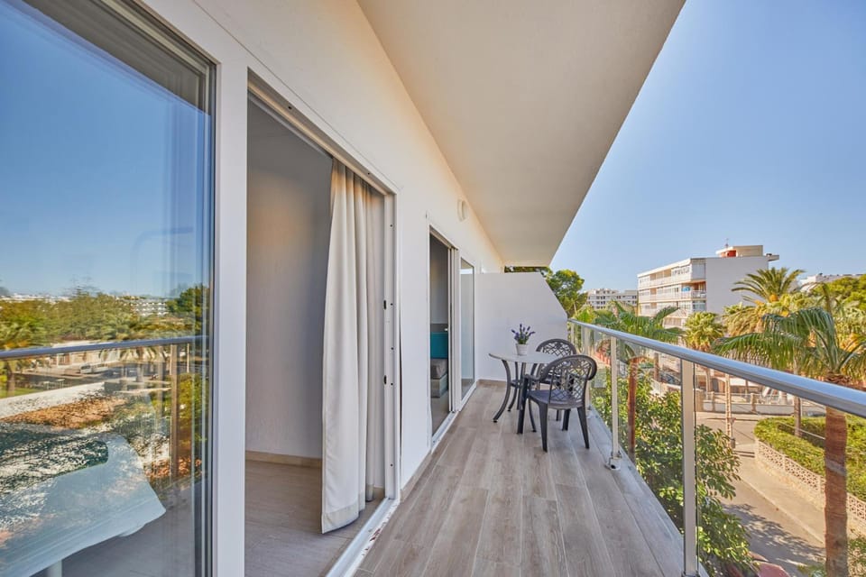 Apartamentos Ben-Hur Apartment hotel in Migjorn