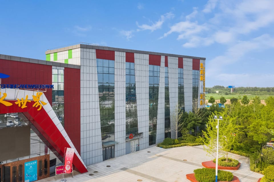 Luxinan Hot Spring Hotel Hotel in Shandong