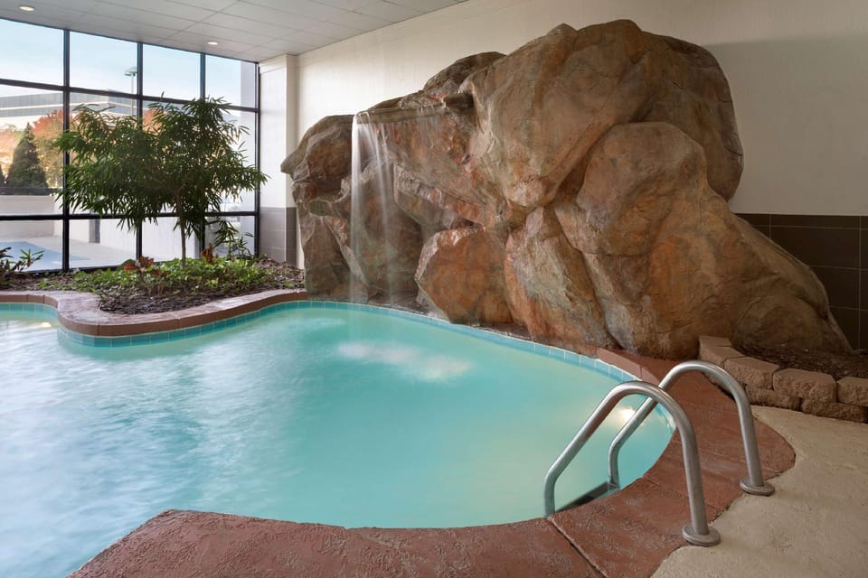 Embassy Suites by Hilton Columbus Hotel in Westerville