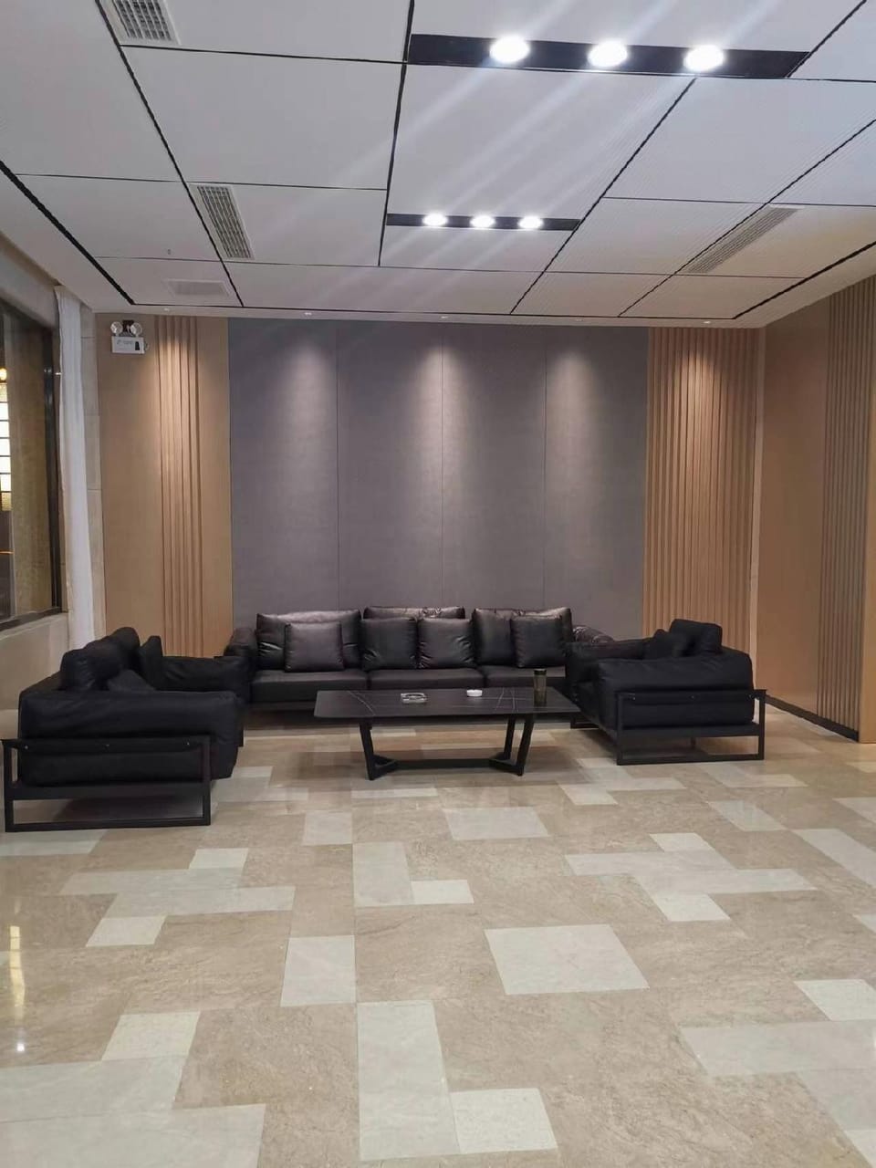 Bari Hotel Hotel in Jiangsu