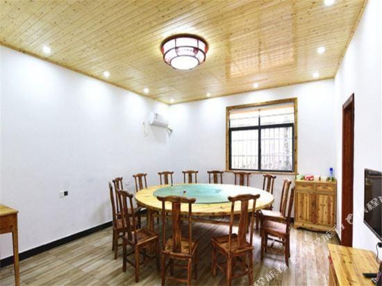 Jixi Jiangnan Xiaoyuan Homestay Hotel in Hangzhou