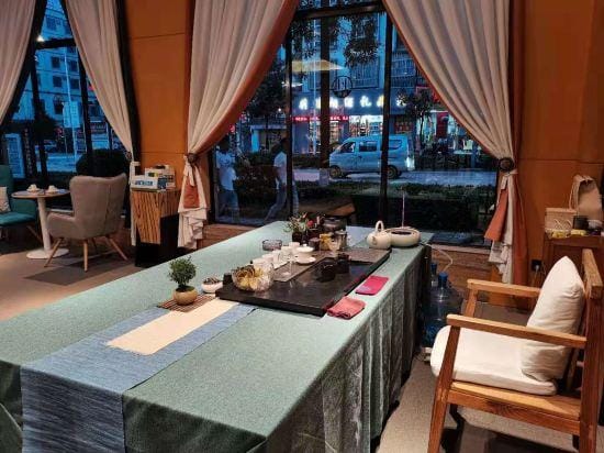 A hotel qujing brahman Hotel in China