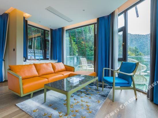 Bird's Nest Hostel Hotel in Zhejiang