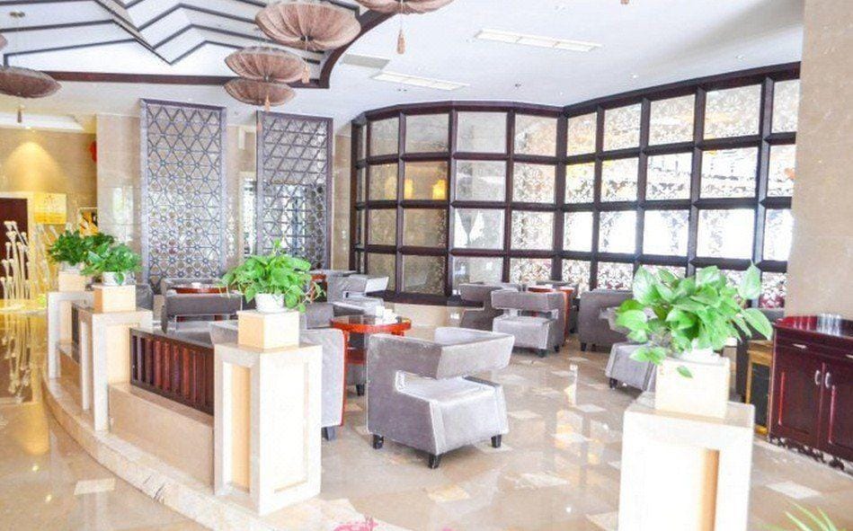 Joy Wanjia Hotel (Wuyi Mould City Jiayuan Plaza) Hotel in Zhejiang