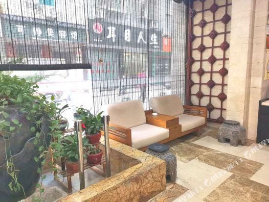 Elan Hotel(Wuyi Wenquan Road store) Hotel in Zhejiang