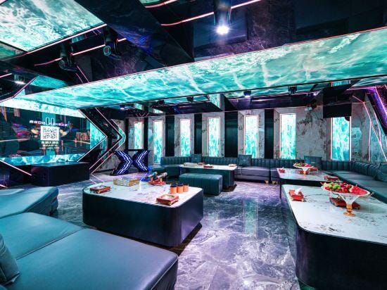 Donghu Grand Hotel (Jieyang Ancient City Donghu Park Branch) Hotel in Guangdong