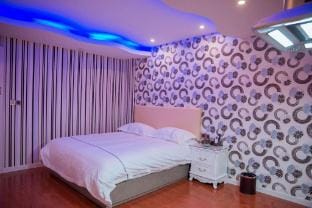 Pu river hou hai hotel Hotel in Hangzhou