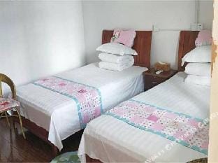Pujiang Xinguang Double Well House Hotel in Hangzhou