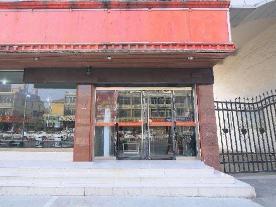 OYO Hongdu Express Homestay (Tengzhou Bus Terminal Jiayu Trade City) Hotel in Jiangsu
