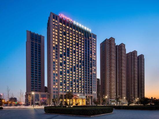 Hampton by Hilton Donghai Shuijingcheng Hotel in Jiangsu