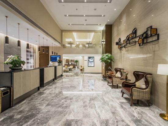 Homeinn Plus Hotel (Xinchang Great Buddha Temple Scenic Area Ocean City) Hotel in Zhejiang