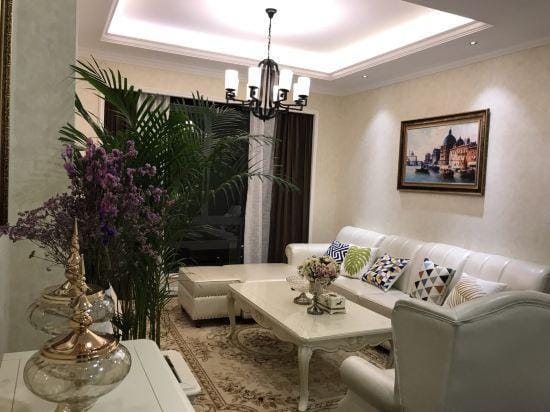 Xinchang Seven Semi Art Houses Hotel in Zhejiang