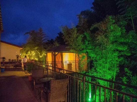 Xinchang Qiaoyunju·Yishe Homestay Hotel in Zhejiang