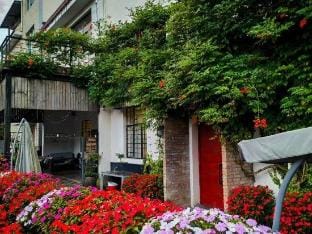 Discovery of Shaqi Guesthouse Hotel in Zhejiang