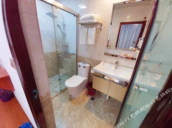 Lvye Xianzhuang Guesthouse Hotel in Zhejiang