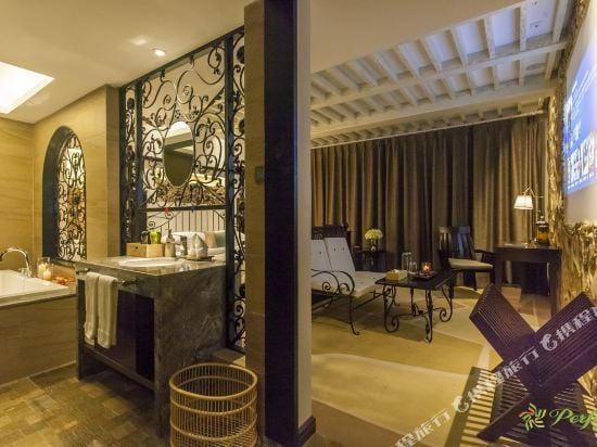 Xianju Perfect Designer Hotel (Shenxianju Bayberry Wuyue Square Branch) Hotel in Zhejiang