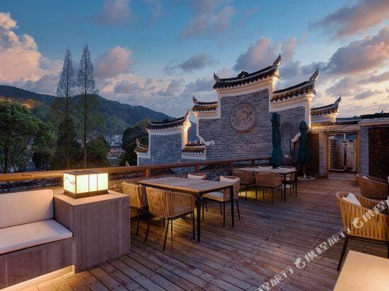 Xiong Gong Guan Hotel in China