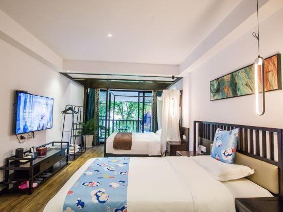 Lishui Renjia River scenery Inn Hotel in China