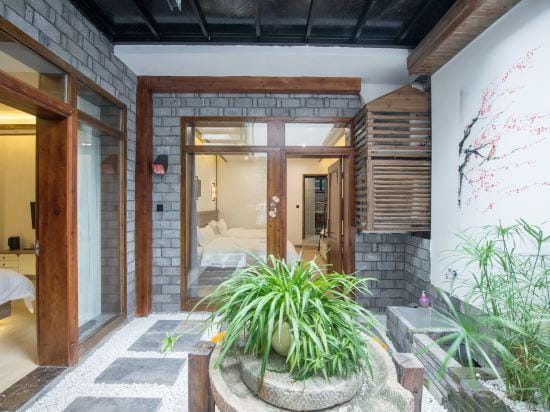 Qixi Courtyard Guesthouse Hotel in China