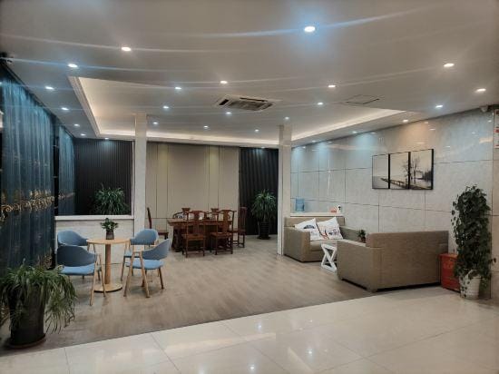 Meiji Hotel (Hengdian Ming and Qing Palace Scenic Area) Hotel in Zhejiang