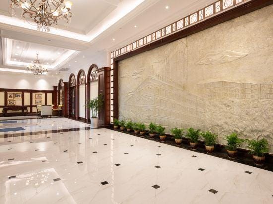 Hengdian World Studios · Licha Hotel (Circus City) Hotel in Zhejiang