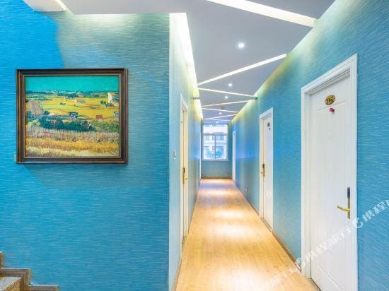 Hengdian Holiday Boutique Apartment Hotel in Zhejiang