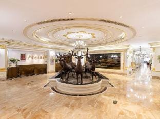 Lujiawan Restaurant Hotel in Hangzhou