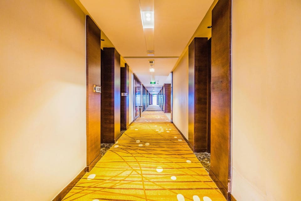 Royal Garden Hotel Hotel in Zhejiang