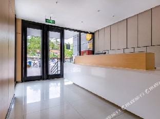 Rest Hotel (Liuqing South Road Yueqing City Wenzhou) Hotel in Zhejiang