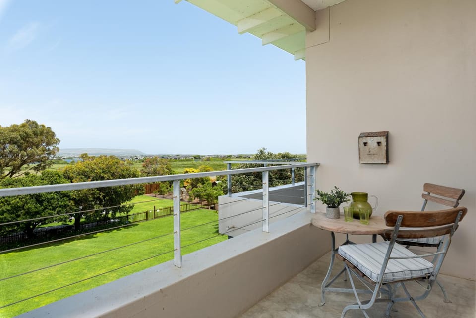 Sunset Splendour Guesthouse Hotel in Cape Town