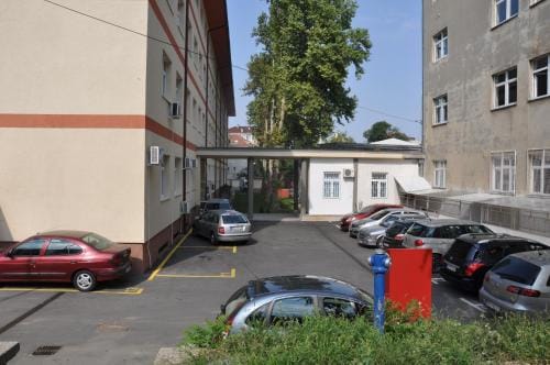 Rooms Karadjordje Hotel in Belgrade