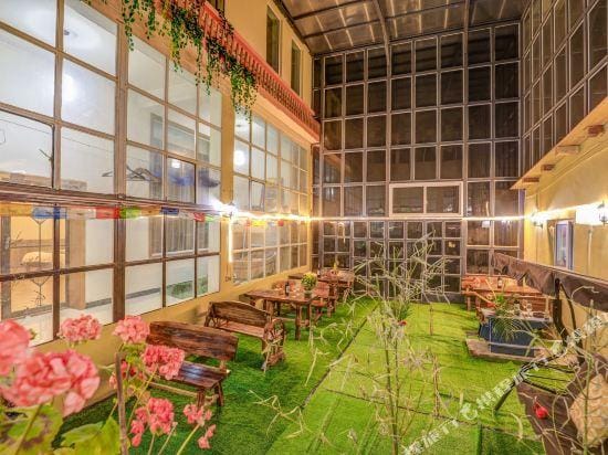Xiyue Lanting Boutique Inn Hotel in China