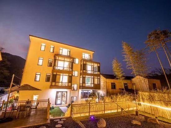 Anji yue creek homestay Hotel in Hangzhou
