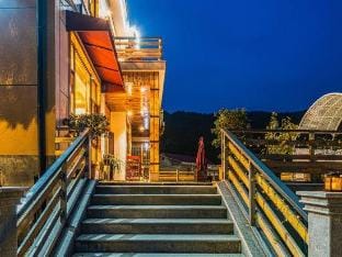 Mantu Anji's Secret Mountain Luxury House Hotel in Hangzhou
