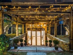 Mantu Anji's Secret Mountain Luxury House Hotel in Hangzhou