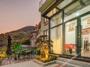 Yifeng Bieju Hostel Hotel in Zhejiang