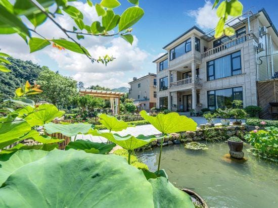 Xiaozhu Guesthouse Hotel in Zhejiang