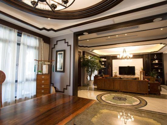 Yunshang Grassland Yishan Yishe Wild Luxury Guesthouse Hotel in Hangzhou